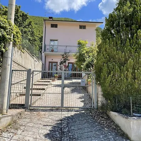 Rosa Apartment
