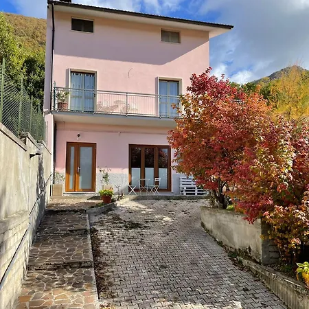 Rosa Apartment *